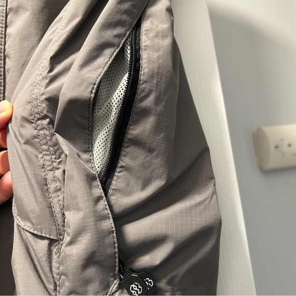 Women’s Snowboard Pants Special Blend brand size small but runs big - Picture 5 of 13